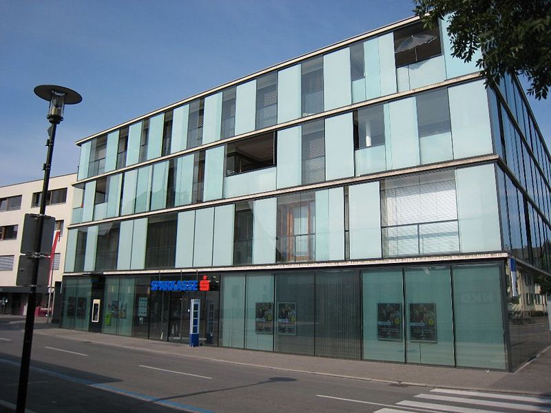 Datei:Haus Maria-Theresien-Str. 8 2008.jpg