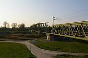 Diese Brücke muss 2 Meter angehoben werden