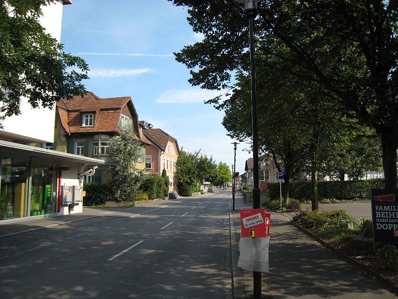 Datei:Maria-Theresien-Str. Bild2 2008.jpg